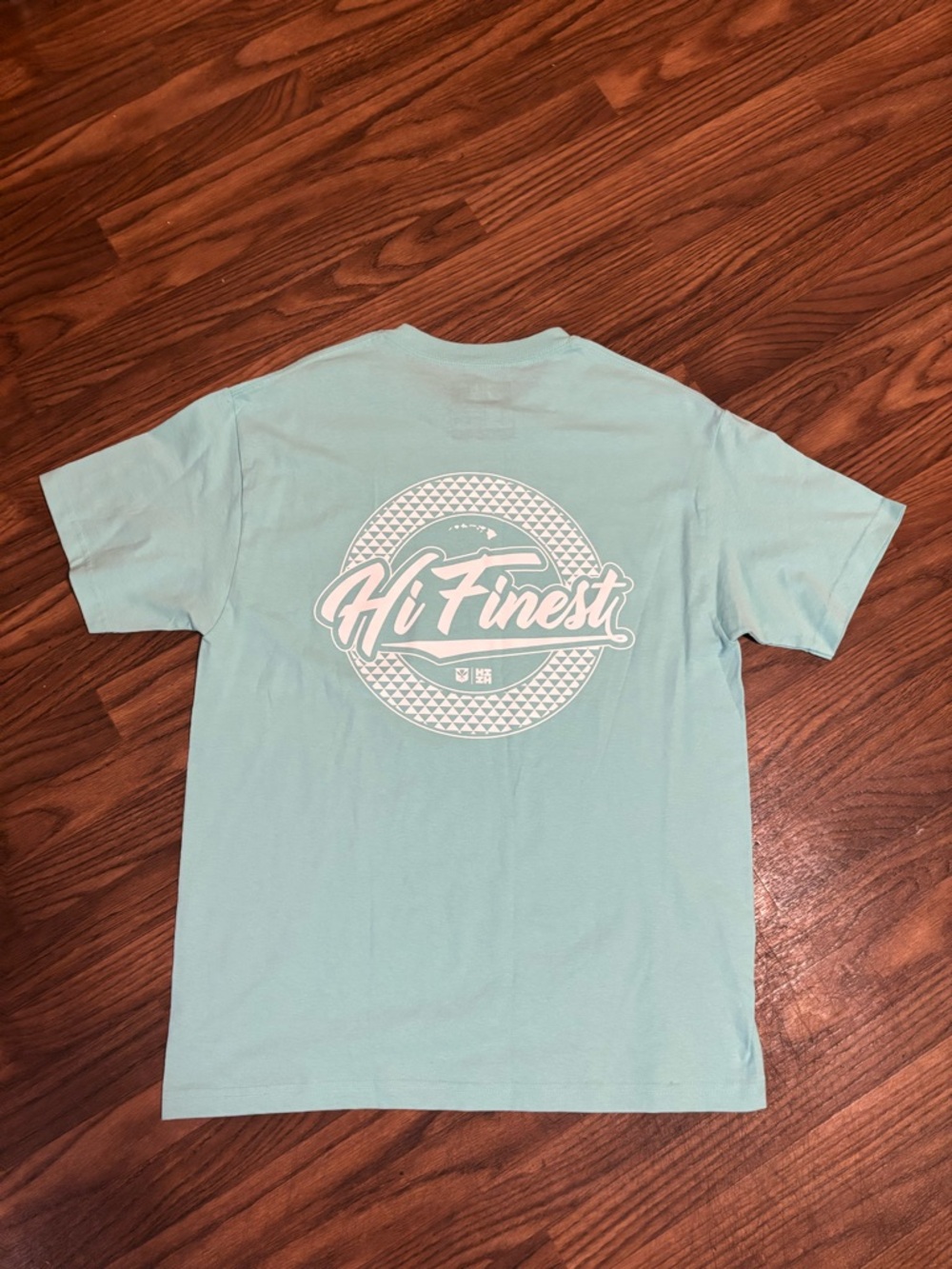 Hi Finest Men’s Short Sleeve Hawaiian Tee * NEW * Large.